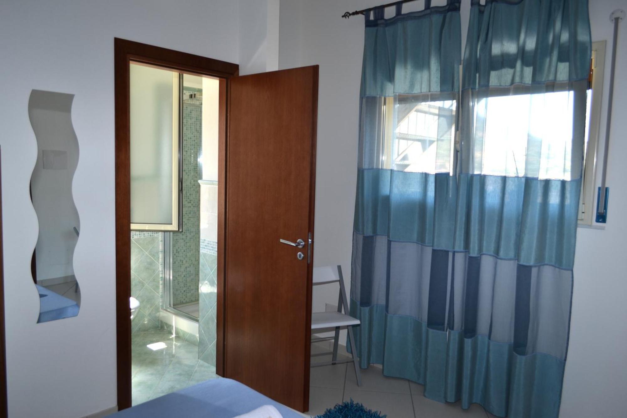 Bed and Breakfast Scirocco Cefalú Habitación foto